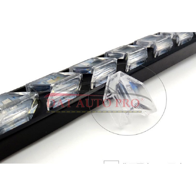 Bộ 2 Led daylight 6led sport có xinhan chạy đuổi nhau dùng cho oto.