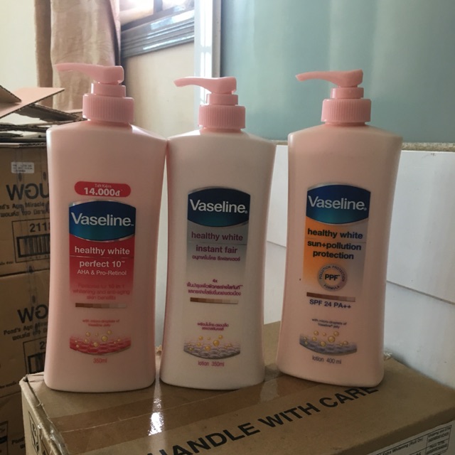 Sữa dưỡng thể làm trắng da Vaseline 350ml