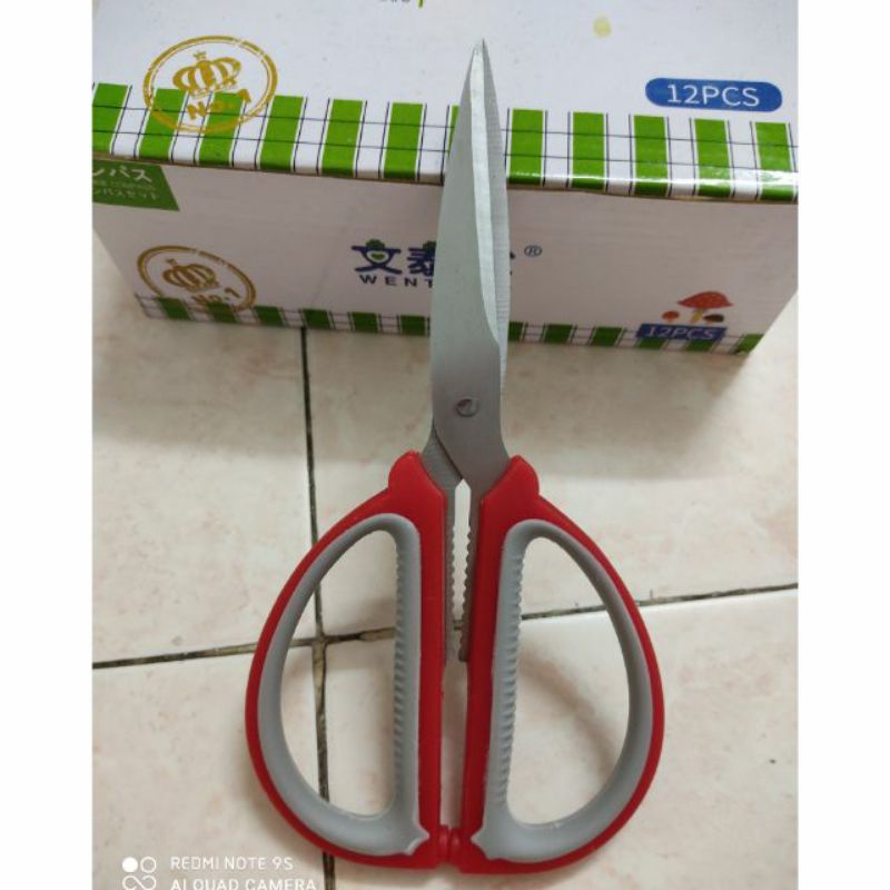 Kéo cắt đa năng