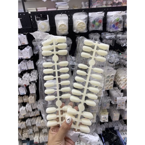 Móng mẫu tập vẽ - tập sơn - gắn sổ mẫu - lên mẫu dạng thanh