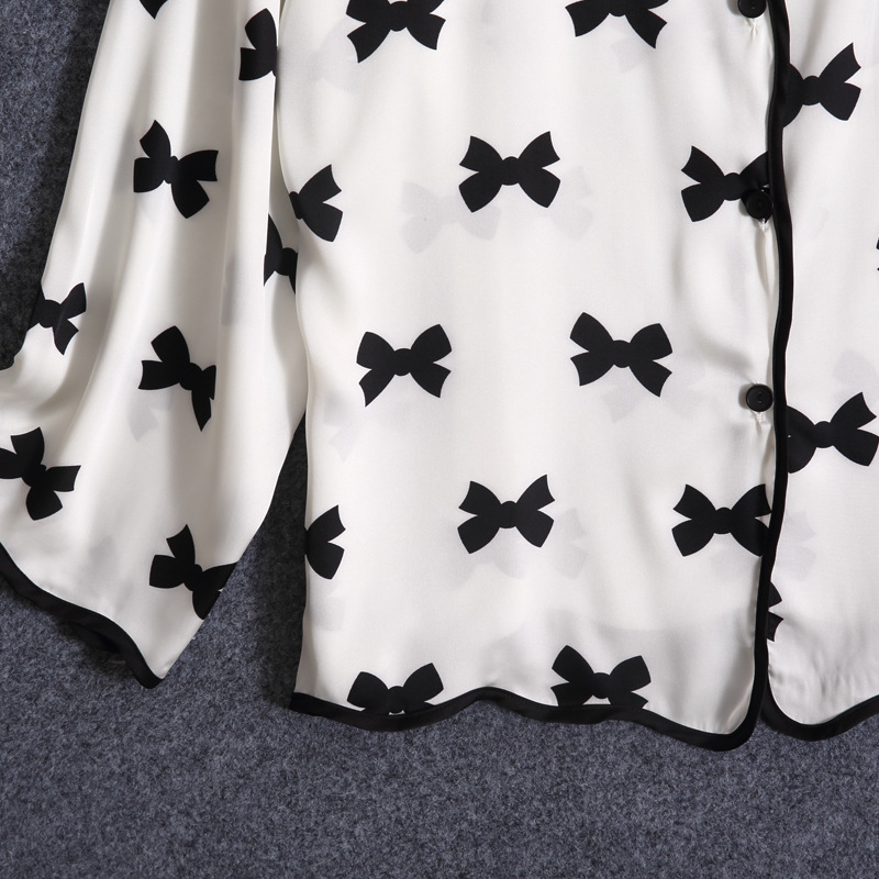 Bộ Đồ Ngủ Tay Dài Thoải Mái Họa Tiết Xinh Xắn Tùy Chọn Cho Nữ