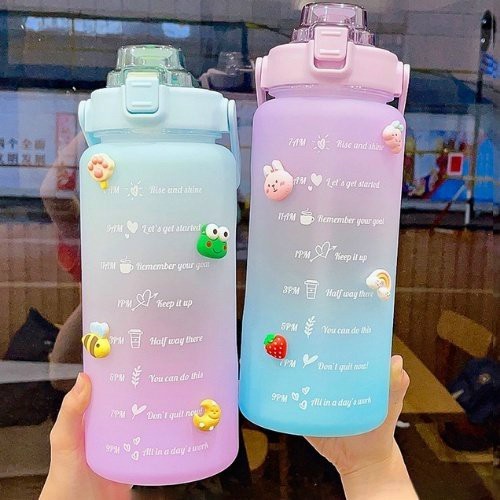 Bình Đựng Nước 2L Dễ Thương Có Vạch Báo Giờ Uống Nước tặng sticker 3D trang trí bình nước