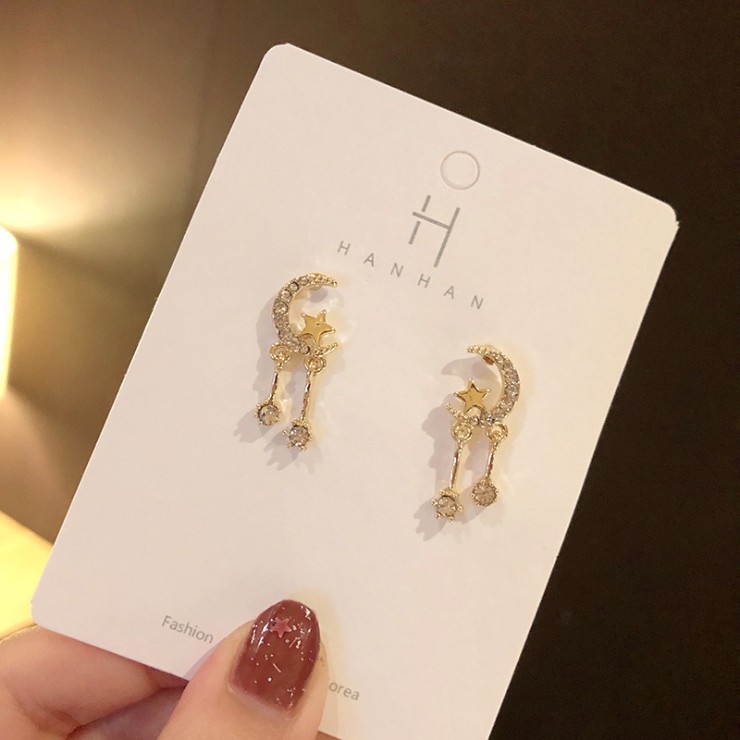 Bông tai nữ Hàn Quốc đính đá nhỏ gọn thiết kế trẻ trung năng động cá tính