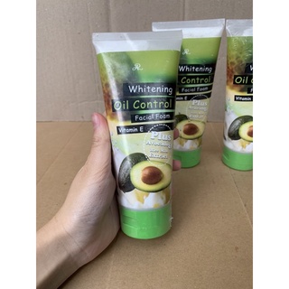 Sữa rửa mặt Bơ thái lan 210ml