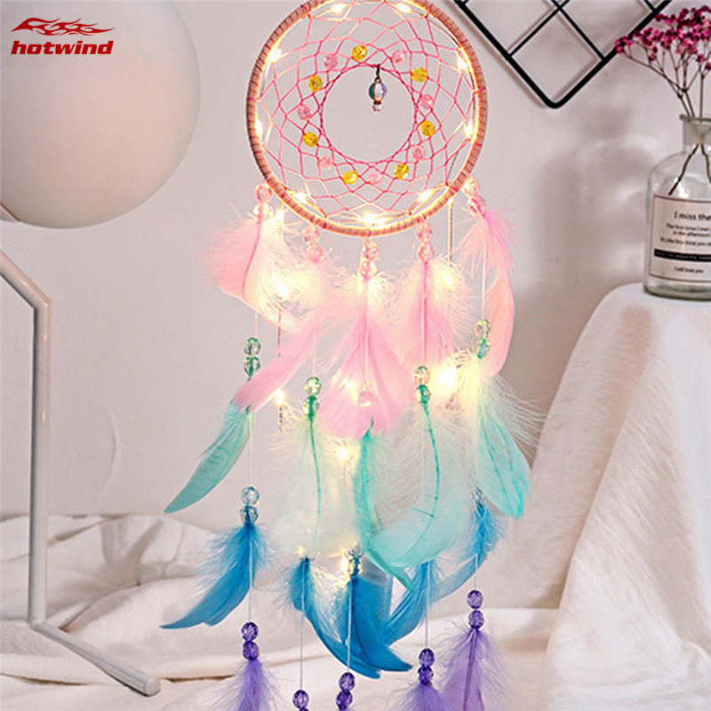 Dreamcatcher tích hợp đèn LED lung linh treo tường trang trí nội thất