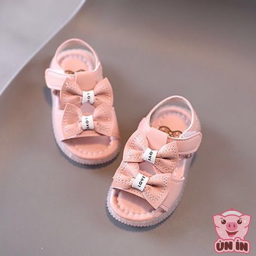 Sandal tập đi bé gái - Dép rọ quai dán da mềm nhẹ gắn 2 Nơ xinh có đế chống trơn trượt cho bé từ 0-2 tuổi B01