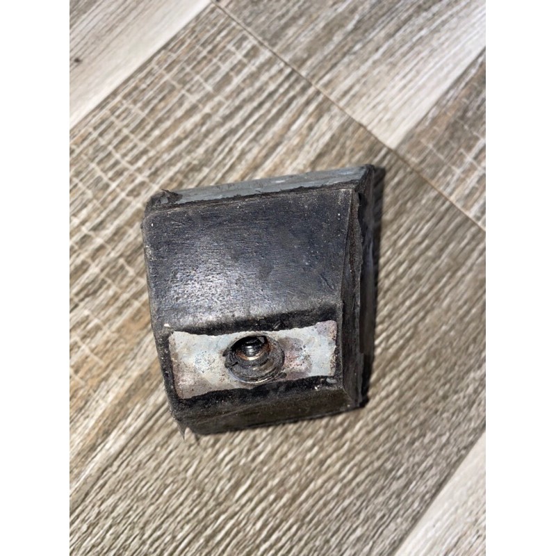 Sản phẩm gia đình làm: combo 10 chân máy sau 130 vát lệch
