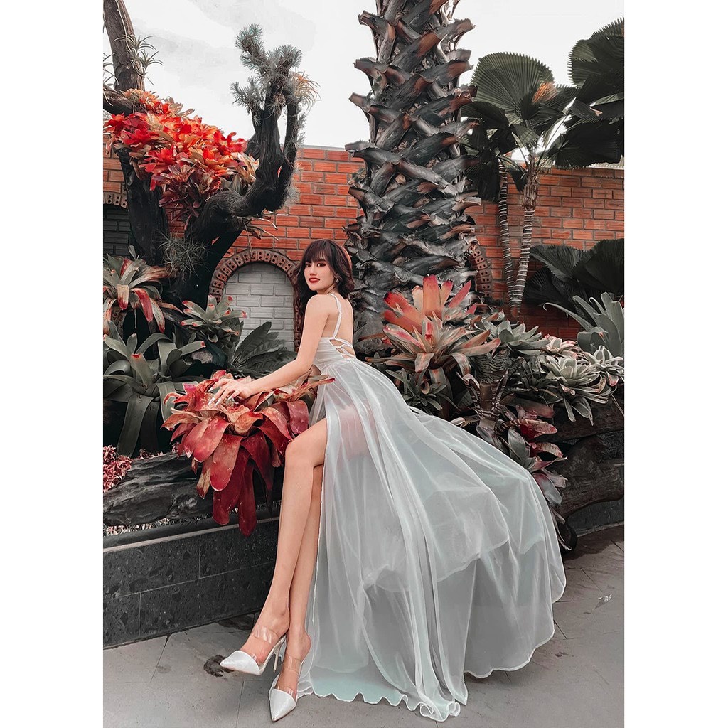 Đầm maxi đi biển yếm đan lưng vàng đỏ trắng