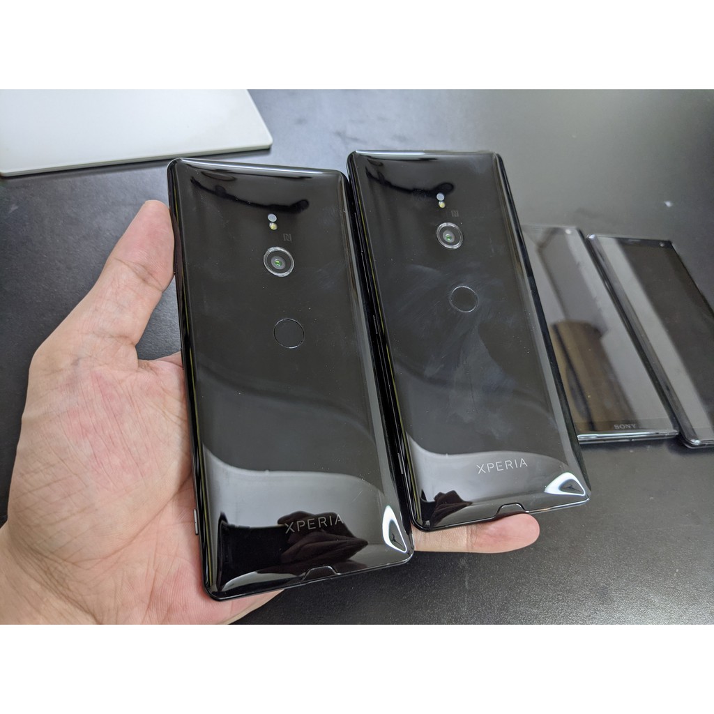 Điện thoại Sony Xperia XZ3 Quốc tế 2 SIM - Snap 845 4Gb/64Gb