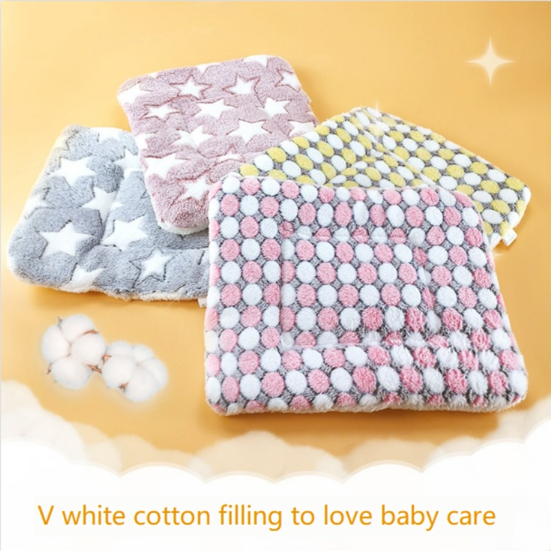 Qq Le Thảm Cotton Nhung Lông Cừu Dày Ấm Áp Hình Thỏ Totoro Chuột Hamster Guinea Lợn