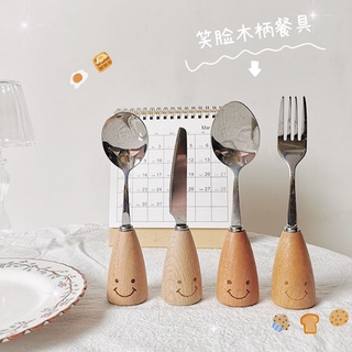 Muỗng cà phê bằng thép không gỉ cán gỗ hình mặt cười