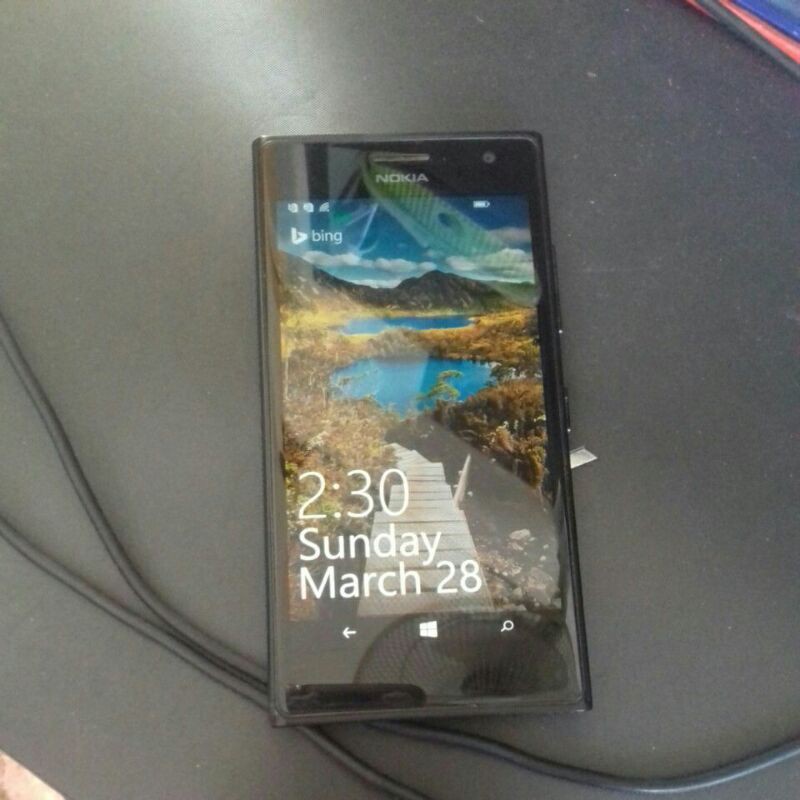 Điện thoại Nokia 730
