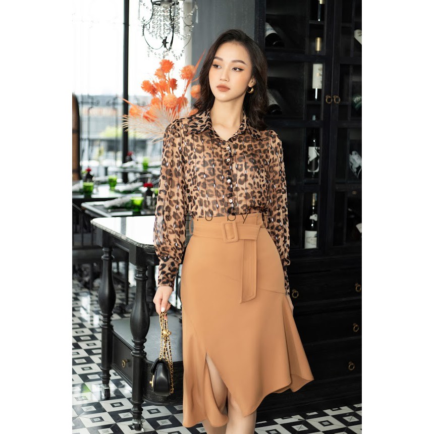 Chân váy đuôi cá có xẻ | BigBuy360 - bigbuy360.vn