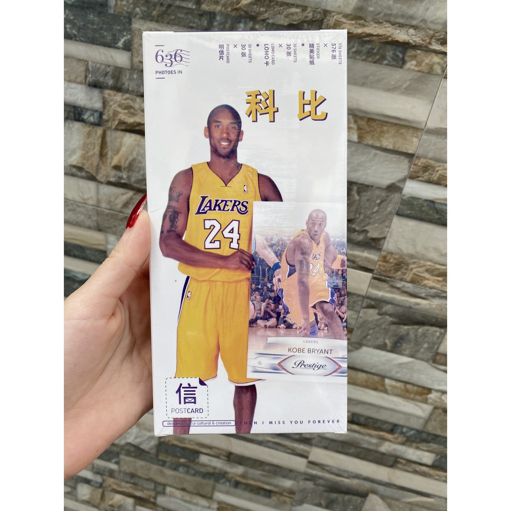 Hộp ảnh postcard Kobe Bryant kèm lomo hình dán