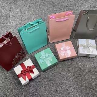 Hộp giấy quà tặng đựng trang sức đính nơ Cao Cấp