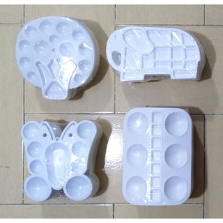 Khay pha màu nước nhiều ô hình dáng dễ thương