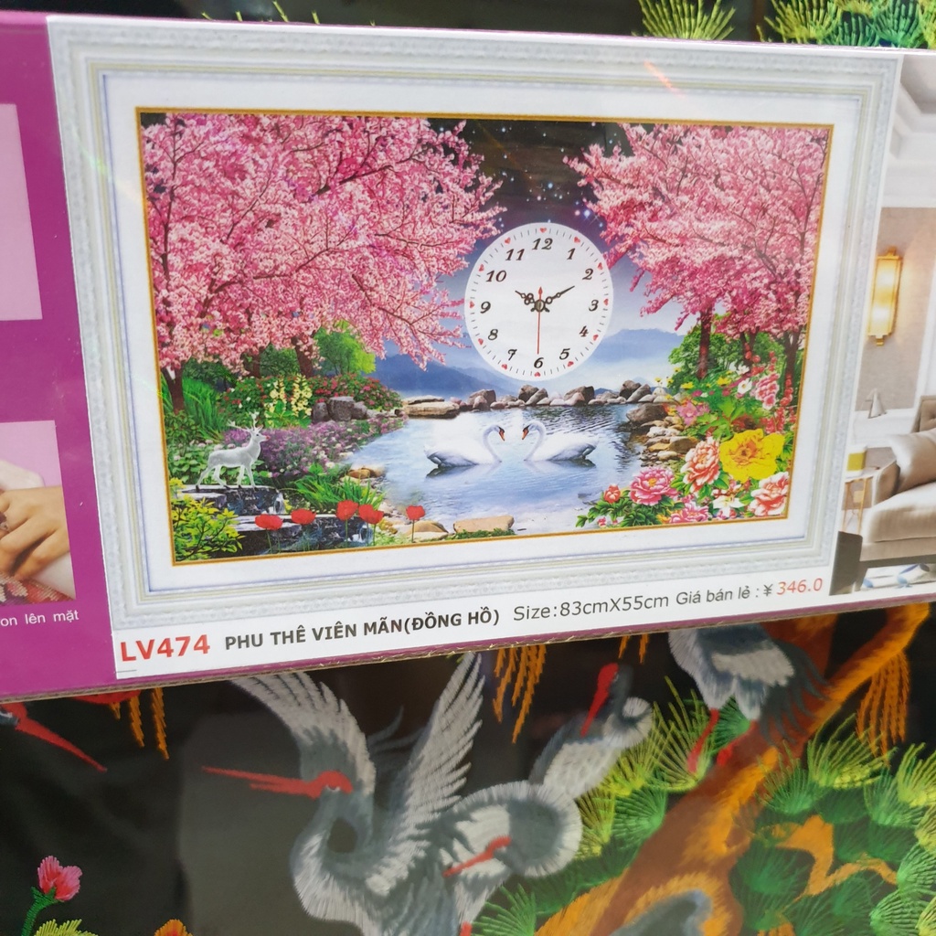 Tranh Đính Đá Đồng Hồ PHU THÊ VIÊN MÃN (ĐÁ ABC CAO CẤP). Kích Thước: 83cm x 55cm