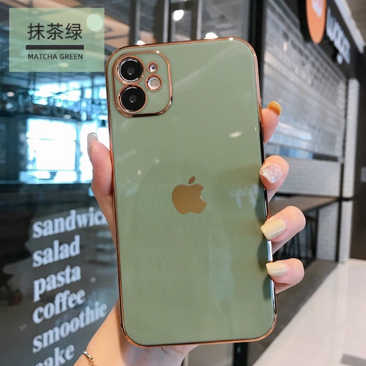 Ốp Độ iphone 12 Dẻo Viền Vàng Bảo Vệ Cammera Cao Cấp Hot Nhất Thị Trường.