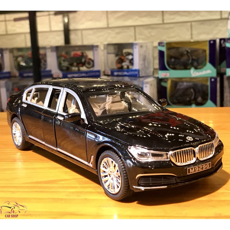 Xe mô hình ô tô siêu xe BMW 760Li hãng XLG tỉ lệ 1:24 màu đen