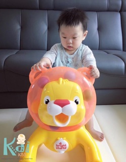 XE ĐẨY SƯ TỬ NHẢ BÓNG