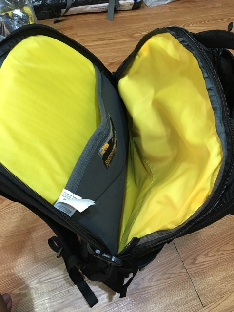 Balo laptop TNF Resistor Charged 2016- có hình thật