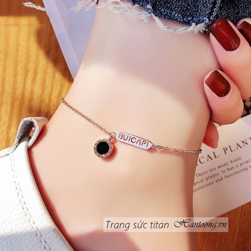 Lắc chân bằng titan không gỉ mặt tròn trắng đen phong cách Hàn Quốc thời trang cho nữ