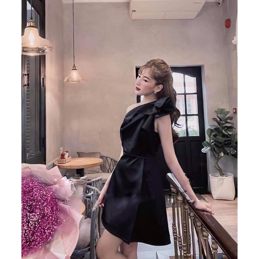 Đầm xòe lệch vai thiết kế nữ tính cao cấp