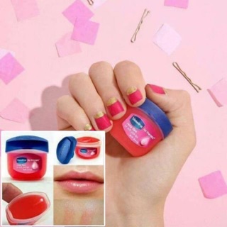 SON DƯỠNG MÔI Vaseline nội địa Mỹ.