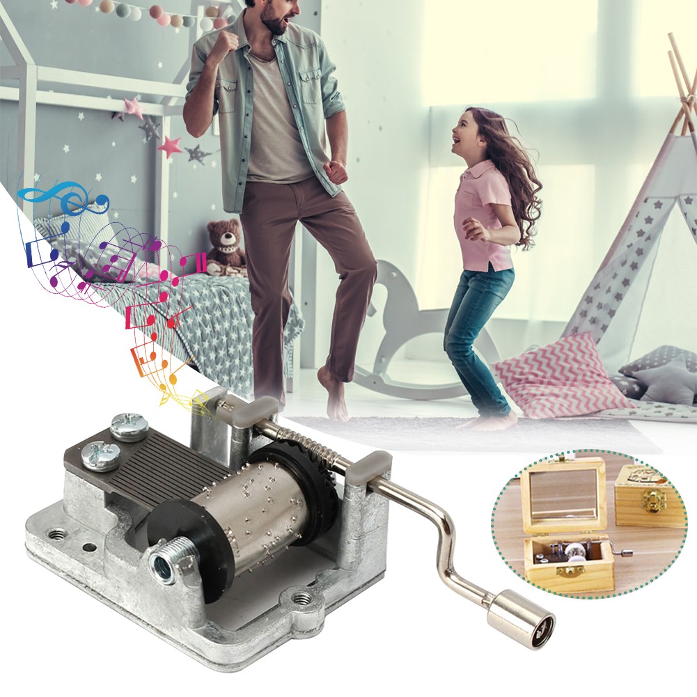 Hộp nhạc quay tay độc đáo