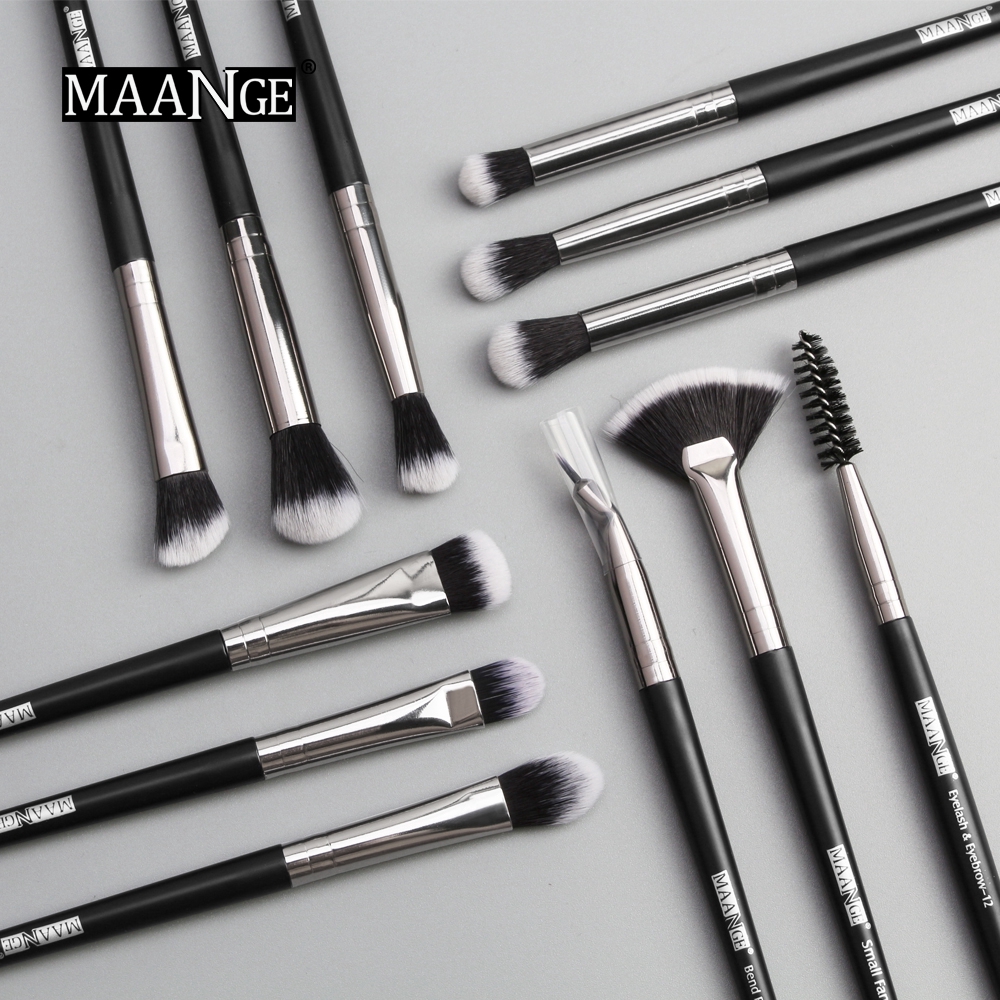 Set 12 Cọ Trang Điểm Chuyên Nghiệp