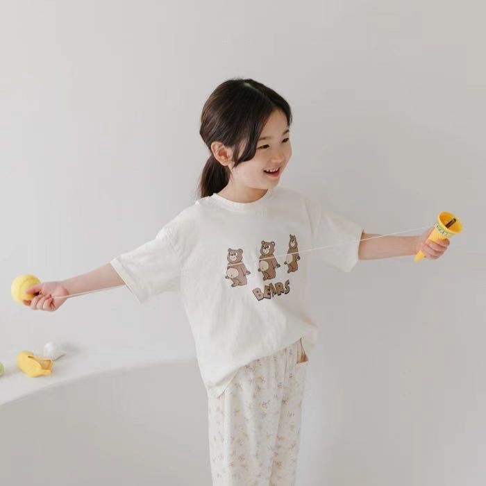 Áo Thun Tay Ngắn Cổ Tròn In Hình Ba Chú Gấu Dễ Thương Thời Trang Mùa Hè Cho Bé