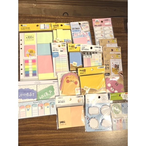 Đa dạng các loại giấy note của Daiso dùng ghi chép trang trí học tập