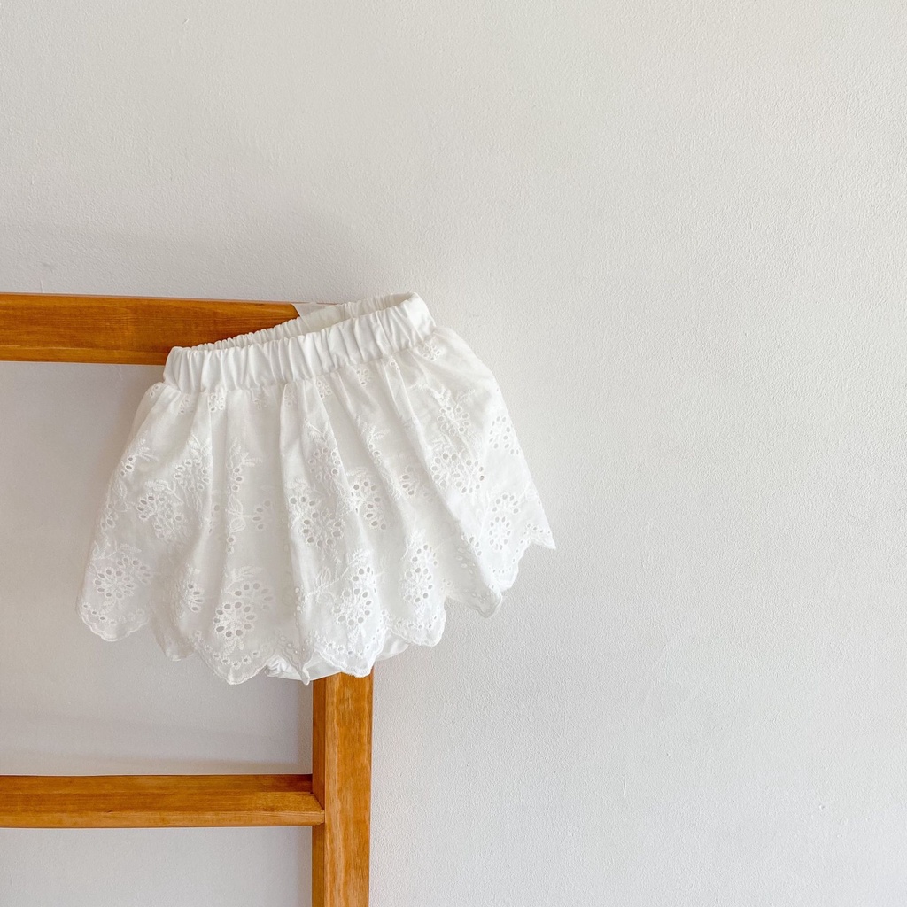 Bộ Đồ Thời Trang Xuân Hè 2022 Gồm Áo Hai Dây In Họa Tiết + Quần Culottes Phối Ren Cho Bé Gái
