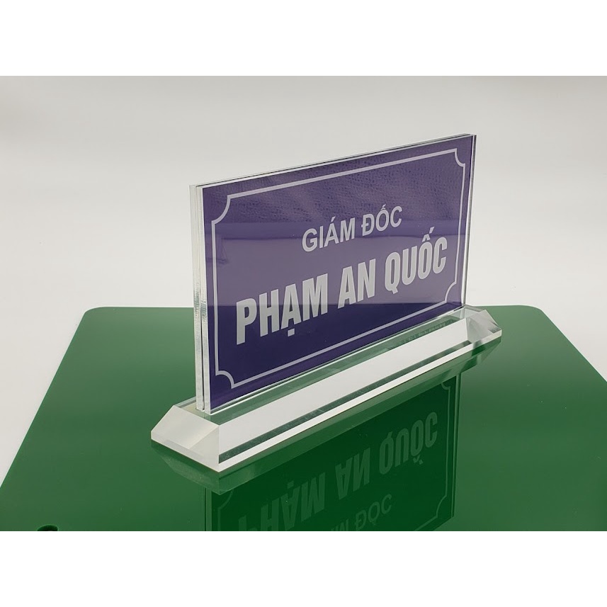 Biển chức danh mica kích thước 12x24cm, đế dày 2cm, bảng chức danh, kệ chức danh mica, biển chức danh