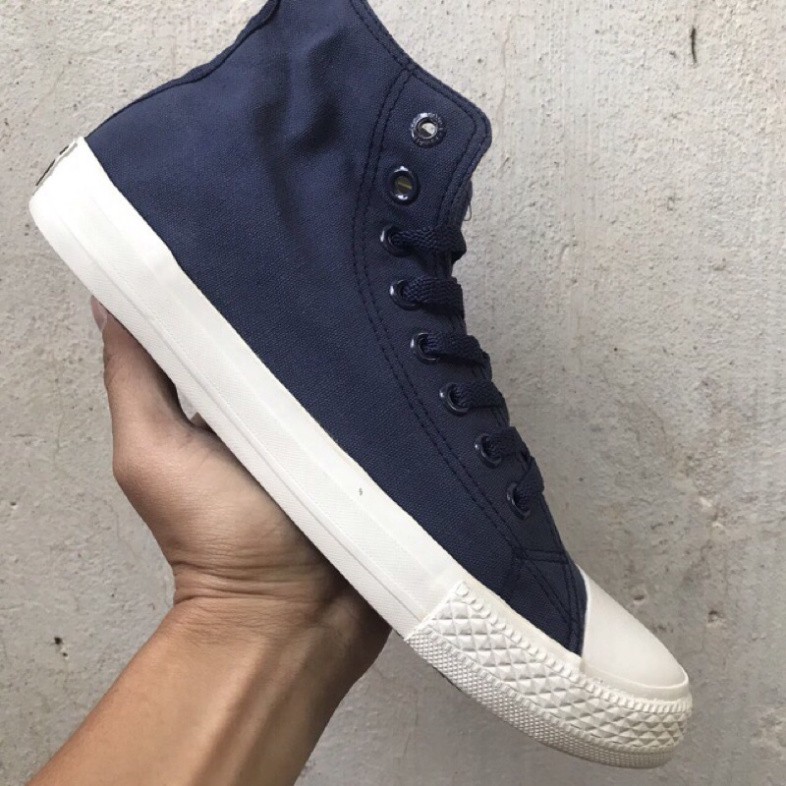 Giày thể thao màu xanh navy đủ size nam nữ