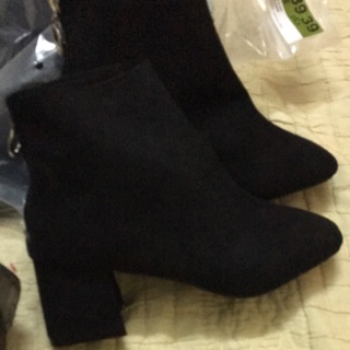 Bốt cổ ngắn 2 màu đen và nâu đủ size 35-40