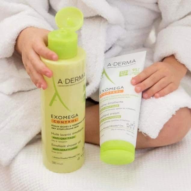 Kem dưỡng da Aderma Exomega 200ml dành cho da khô, da nhạy cảm, da kích ứng, da cơ địa, A-derma exomega control MẪU MỚI