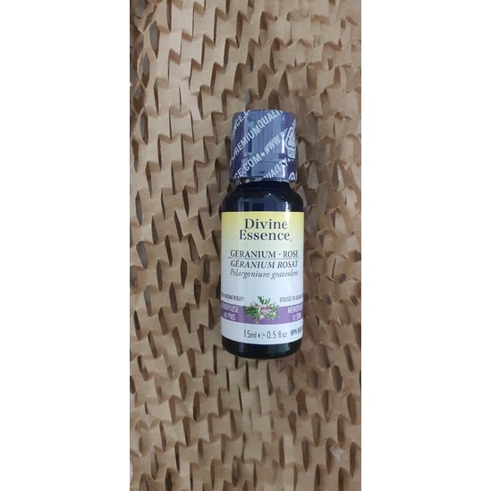 TINH DẦU PHONG LỮ GERANIUM - DIVINE ESSENCE