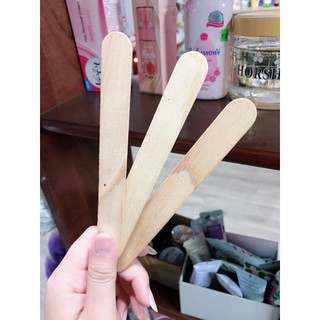 Que gỗ dùng để wax lông tẩy lông