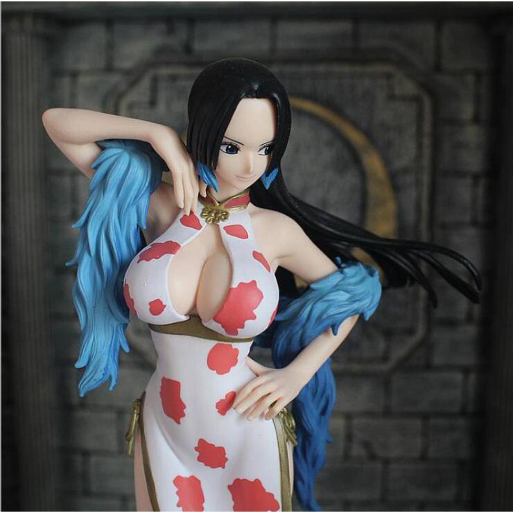 Mô hình nhân vật hoạt hình nữ hoàng hải tặc Boya Hancock trong anime One Piece