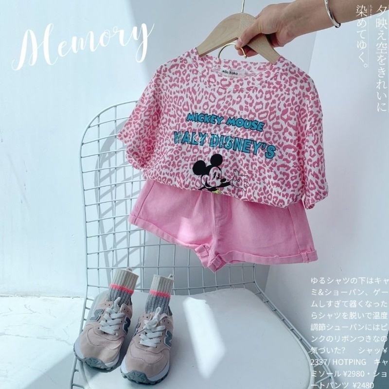 Set Áo Thun Ngắn Tay Và Quần Short Họa Tiết Da Báo Cho Bé Gái