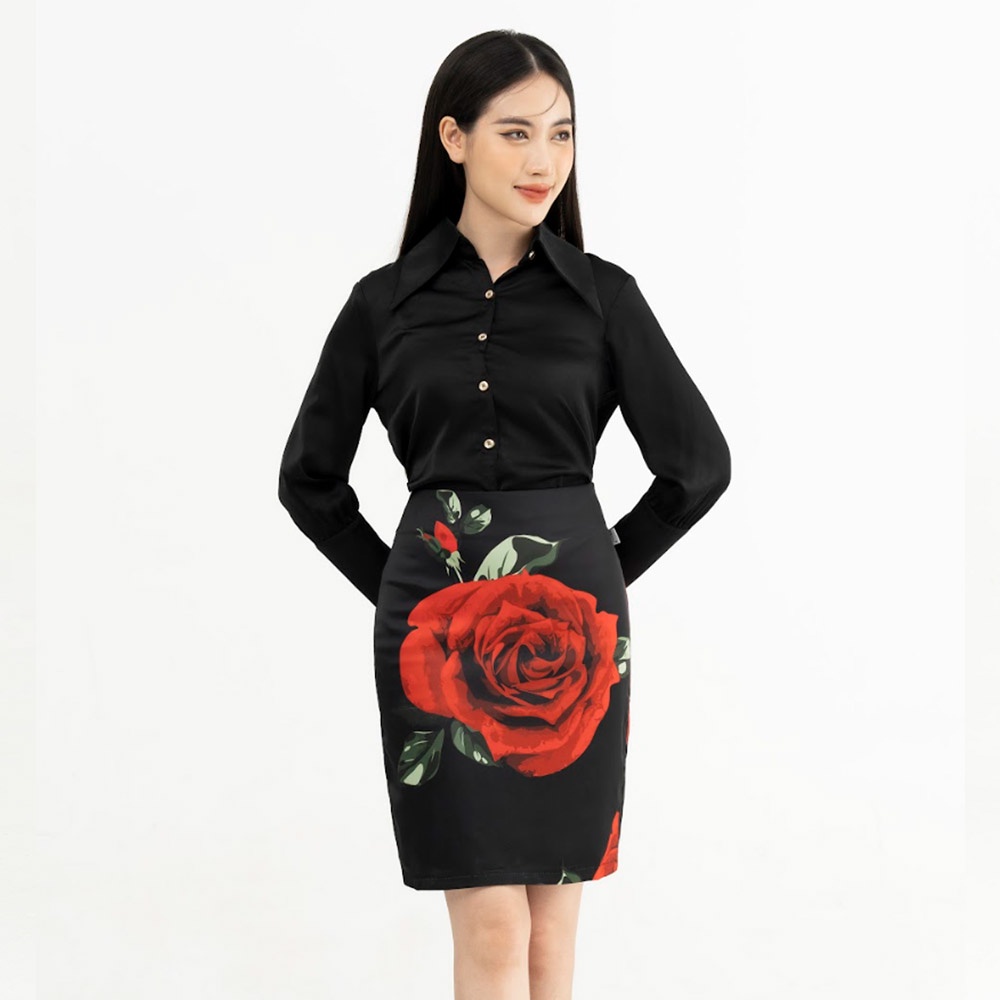 Chân Váy Bút Chì Hecci Màu Đen Họa Tiết Hoa Hồng CV03