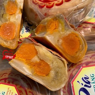 Bánh pía 500gr 4 trứng muối