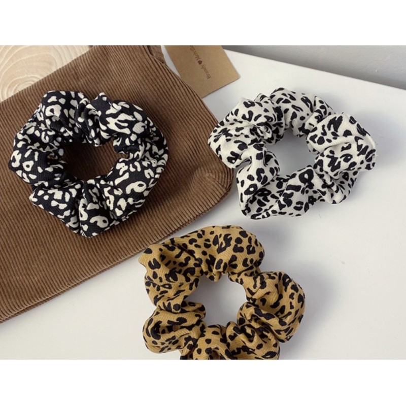 Scrunchies cột tóc vải hoạ tiết cá tính thời trang
