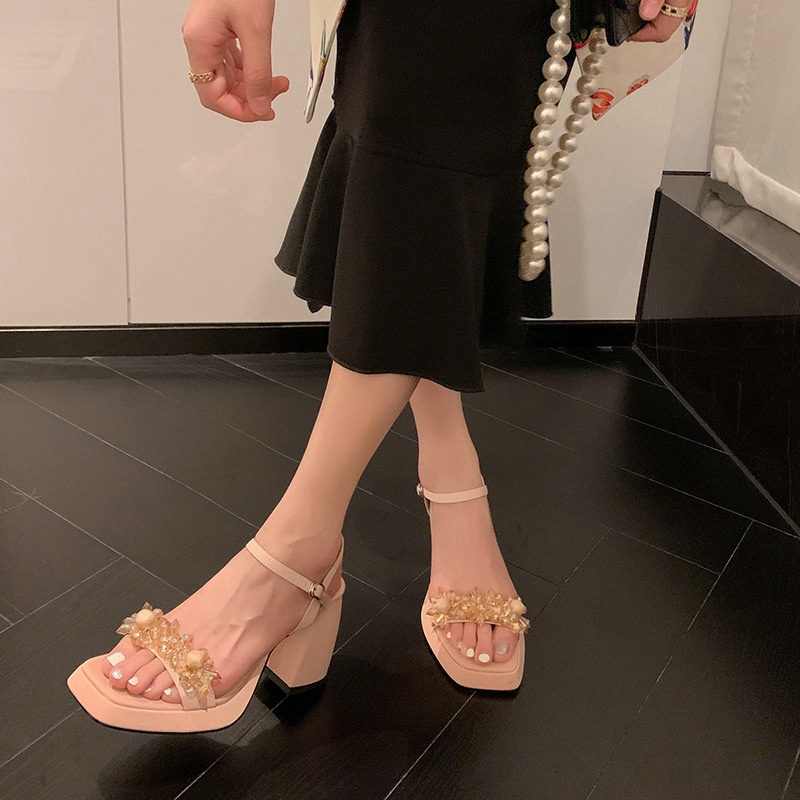 Giày Sandal Cao Gót 2022 Thiết Kế Quai Đính Đá Sang Trọng Phong Cách Pháp Thời Trang Mùa Hè Mới Cho Nữ