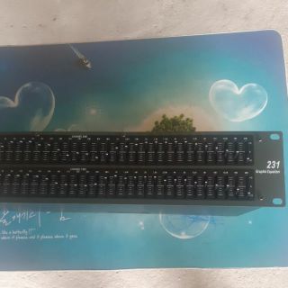 Đầu lọc xì Equalizer DBX 231