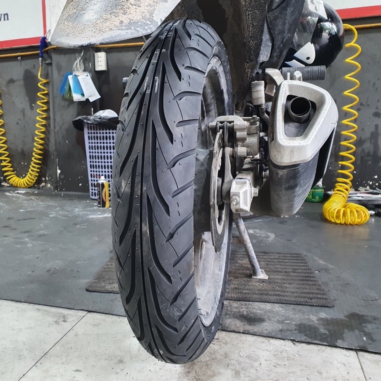 Vỏ xe Dunlop 110/70-17 gai GT601