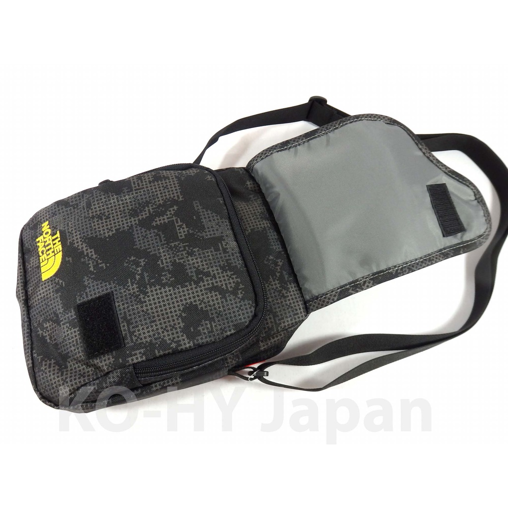 Túi đeo chéo thời trang The North Face