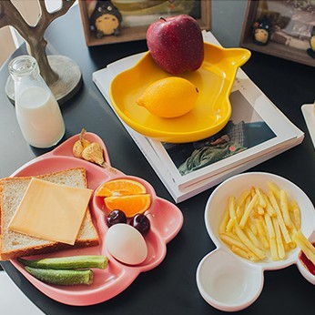 Khay ăn dặm sứ hình gấu Pooh - hàng sẵn