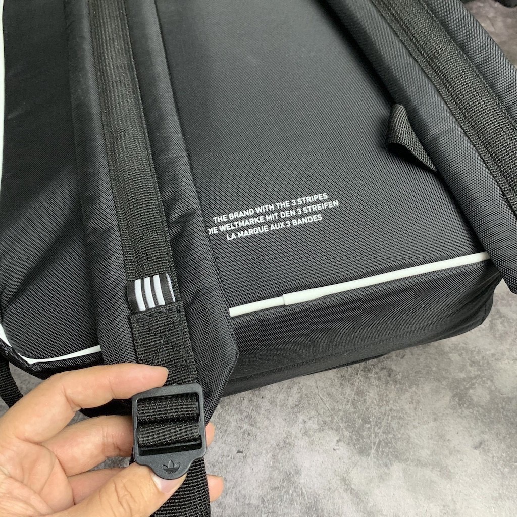 (ảnh thật) Balo Adidas Originals Classic Backpack - Hàng xuất xịn Full tem Tag - DJ0881